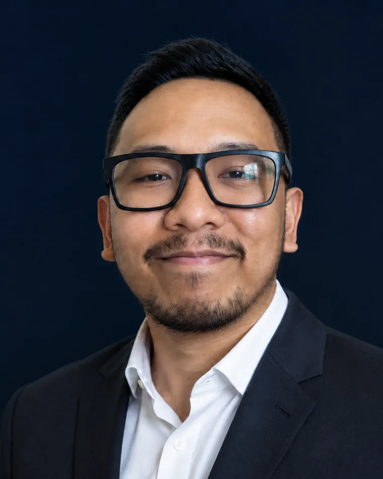 Portrait of Kit Mikhael Bagares